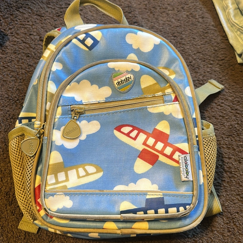 Airplane kid backpack